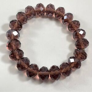 Unsigned Large Dusty Purple Faceted Glass Crystal Beaded Stretch Bracelet